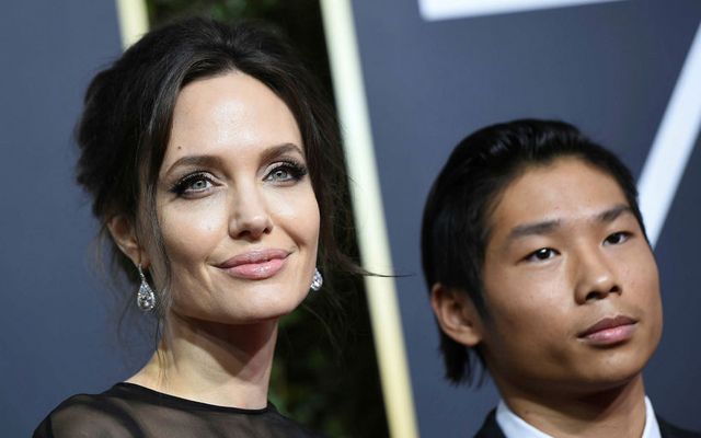 Angelina Jolie ásamt syni sínum Pax.