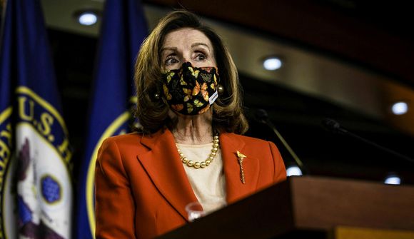 Handtekin grunuð um stuld á tölvu Pelosi