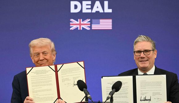 Trump stakk upp á að Bretar kalli til herinn