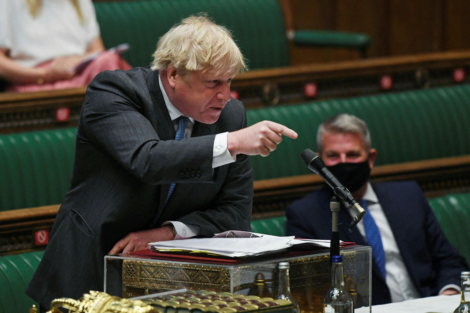 Bor­is John­son, for­sæt­is­ráðherra Bret­lands, svarar ásökunum í fyr­ir­spurn­ar­tíma á breska …