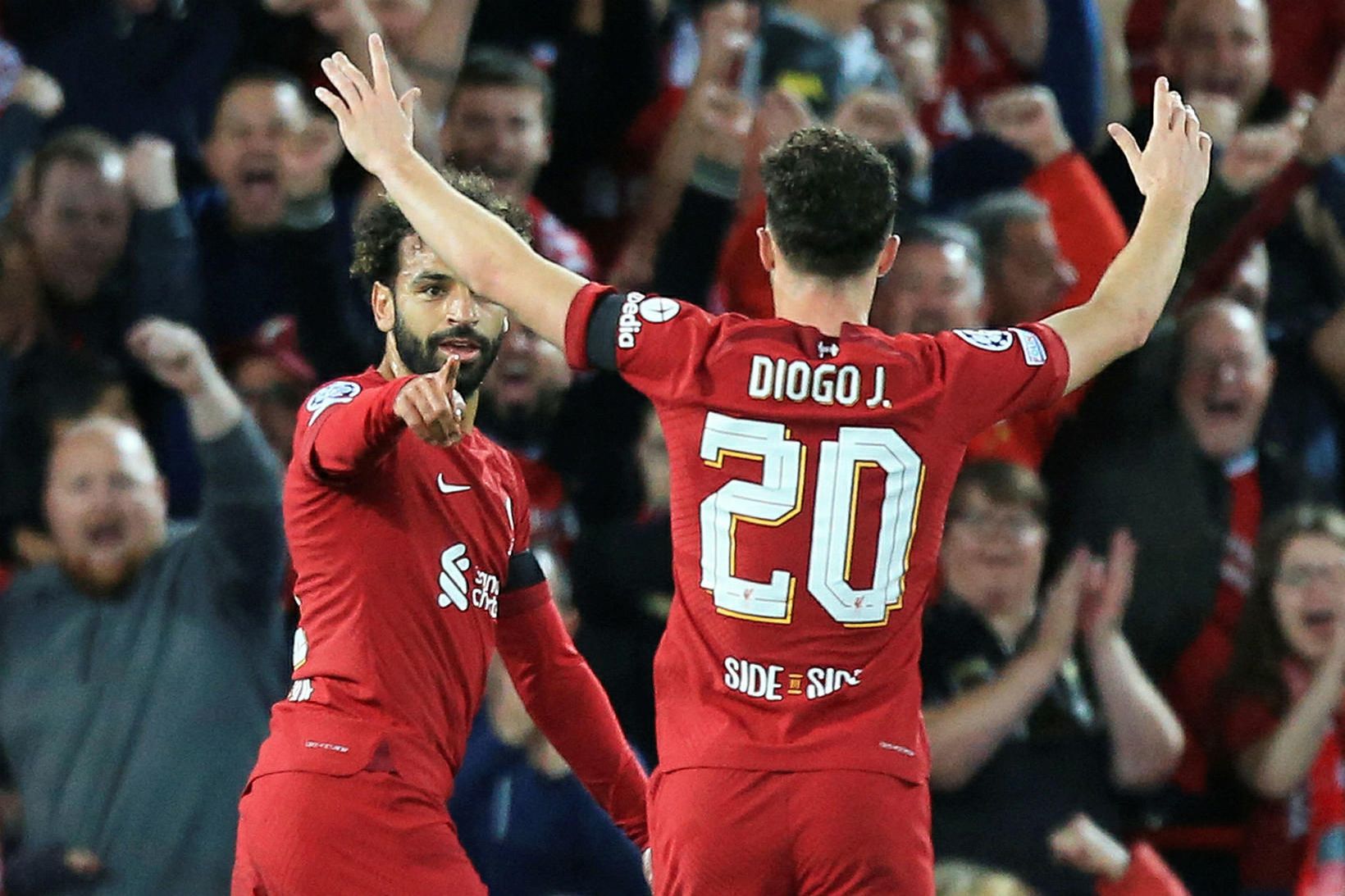 Salah og Diogo Jota í leik með Liverpool.