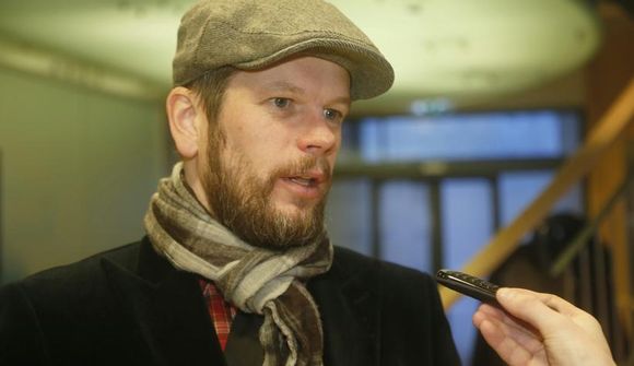 Telur ríkisstjórnina ekki hafa umboð