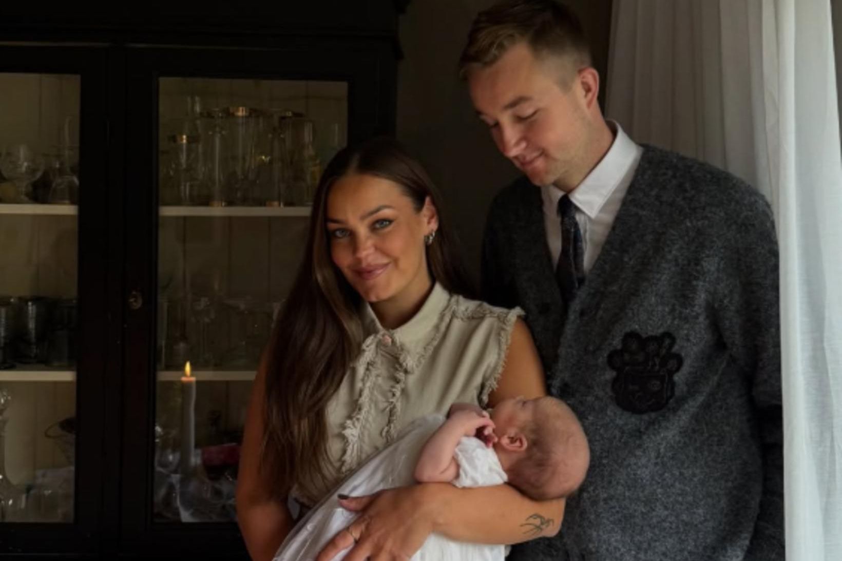 Kristín Pétursdóttir og Þorvar Bjarmi Harðarson ásamt syni þeirra Tindi …