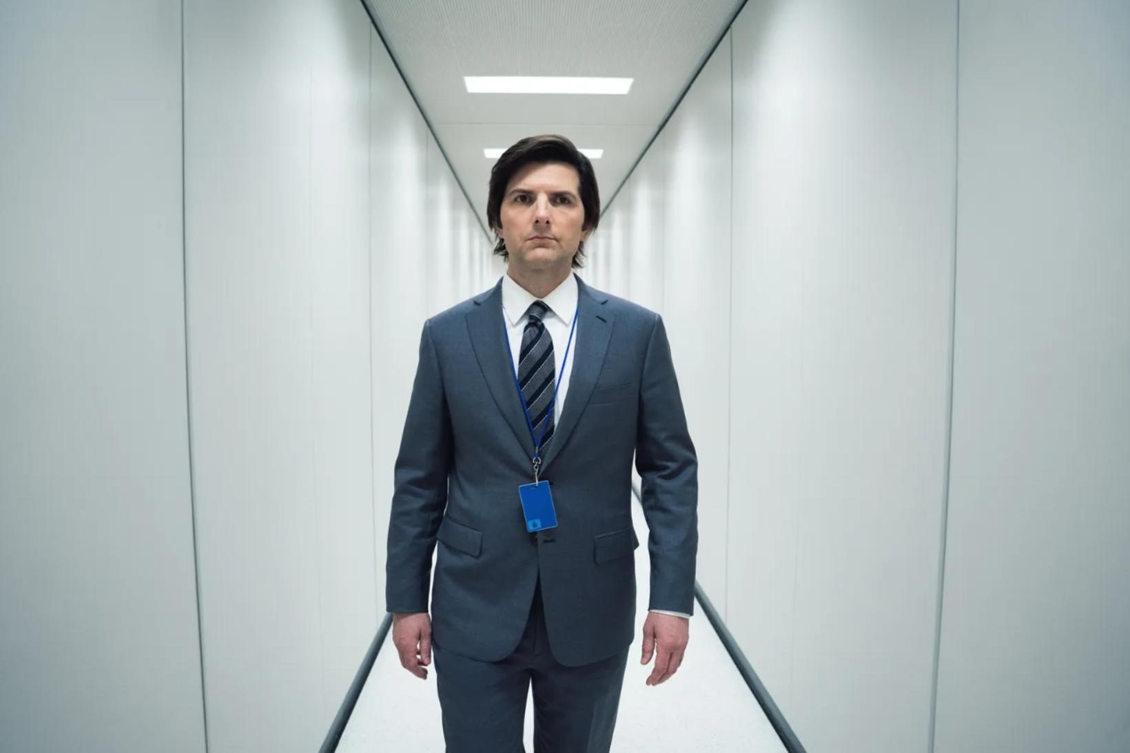 Leikarinn Adam Scott er í aðalhlutverki í Severance. ​