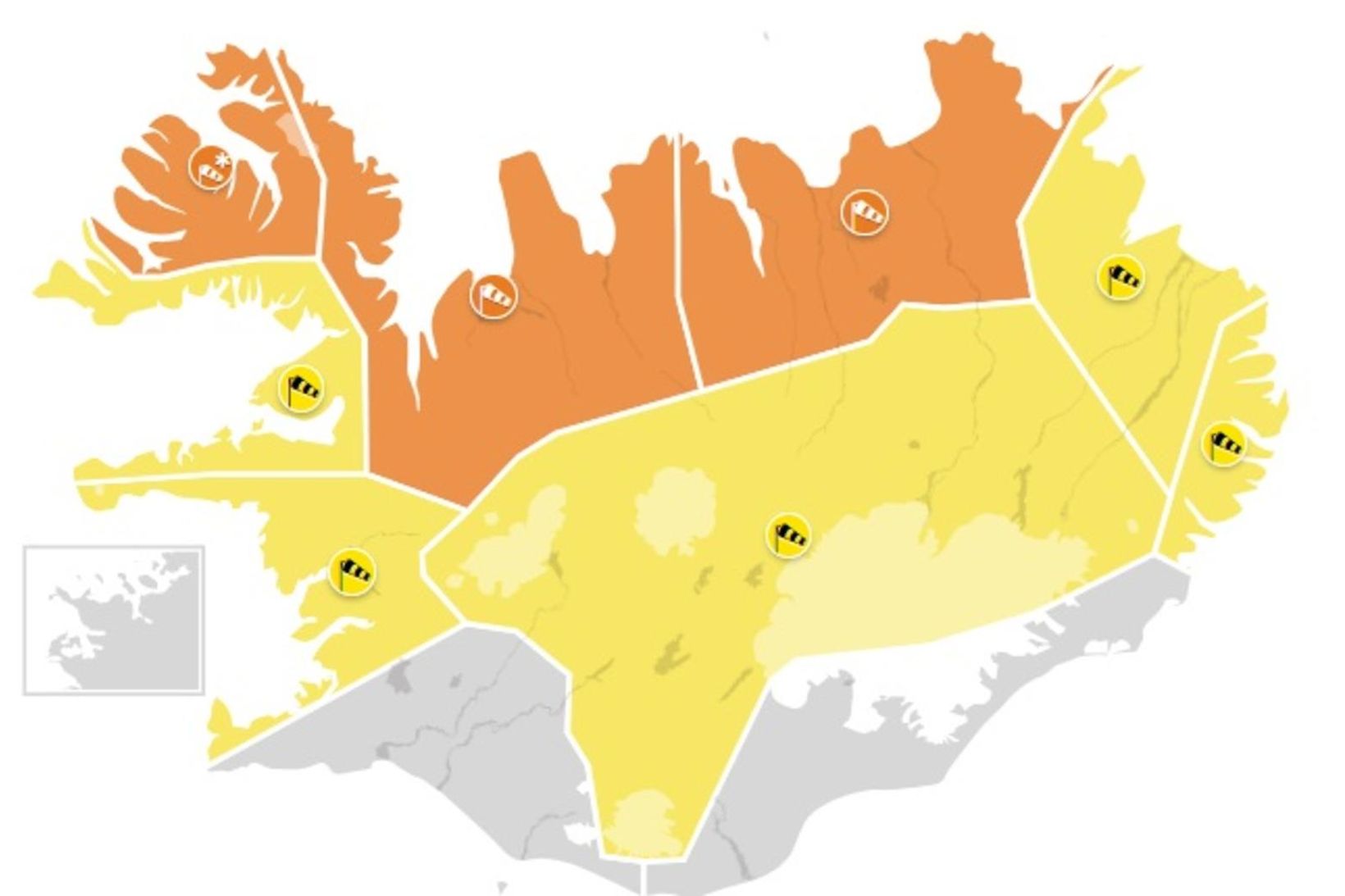 Spáð er sunnan hvassviðri eða stormi.