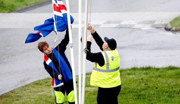 Um 14.000 manns kosið í Suðvesturkjördæmi