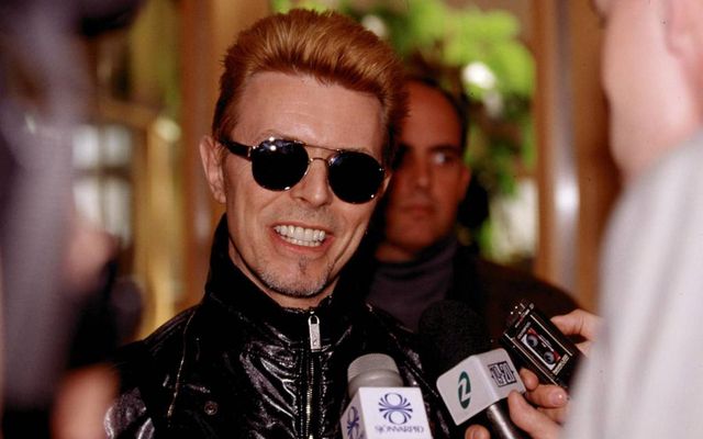 Þegar David Bowie kom til landsins til að halda tónleika í Laugardalshöll.