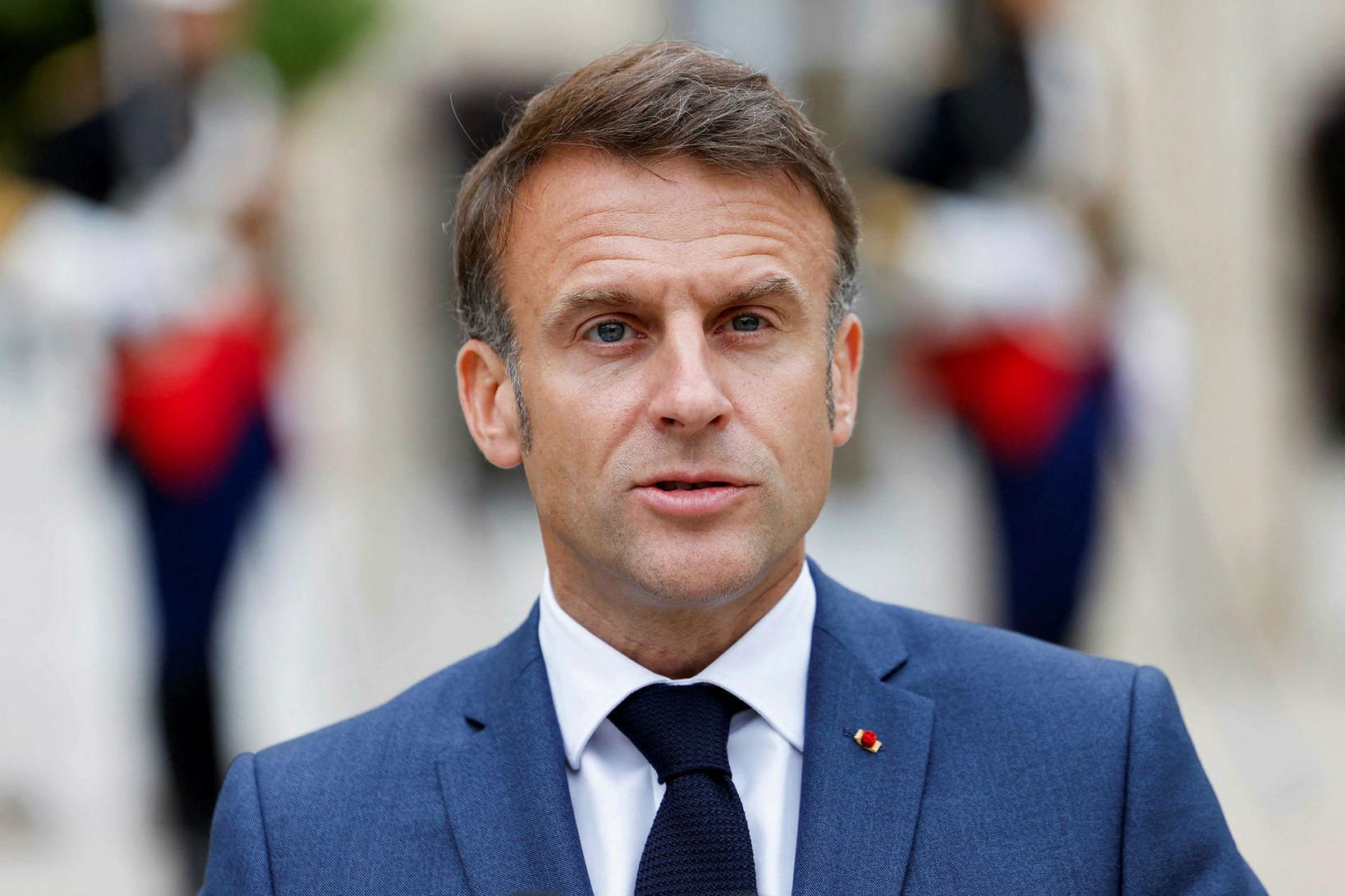 Þingflokkur Macron hefur átt erfitt með að halda fylgi sínu …