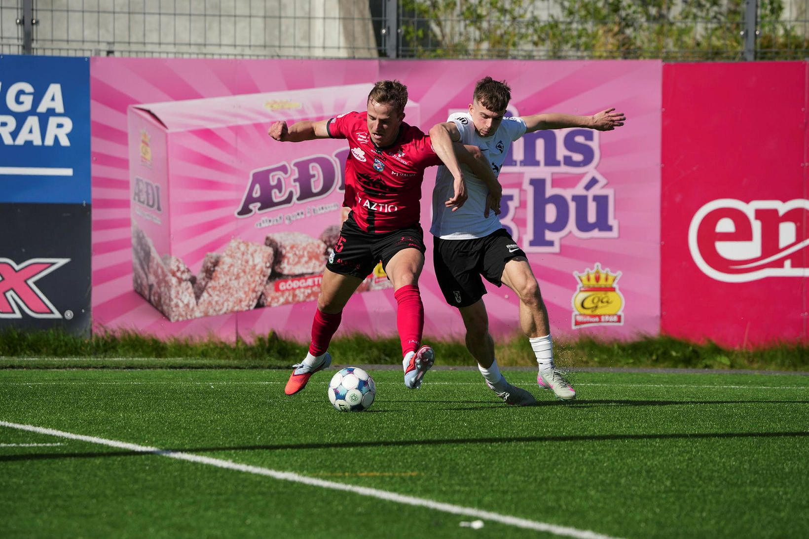 Afturelding - FH, staðan er 1:2