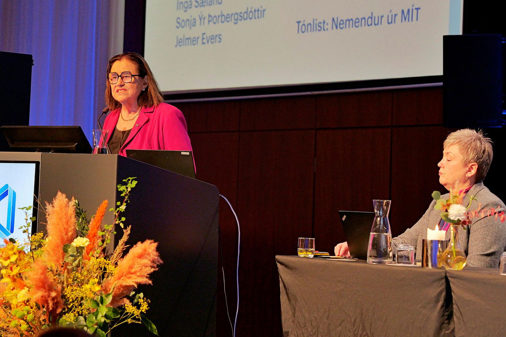 Vill smærri nemendahópa og einkunnir í tölustöfum