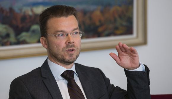 Skili frumvarpinu sem fyrst