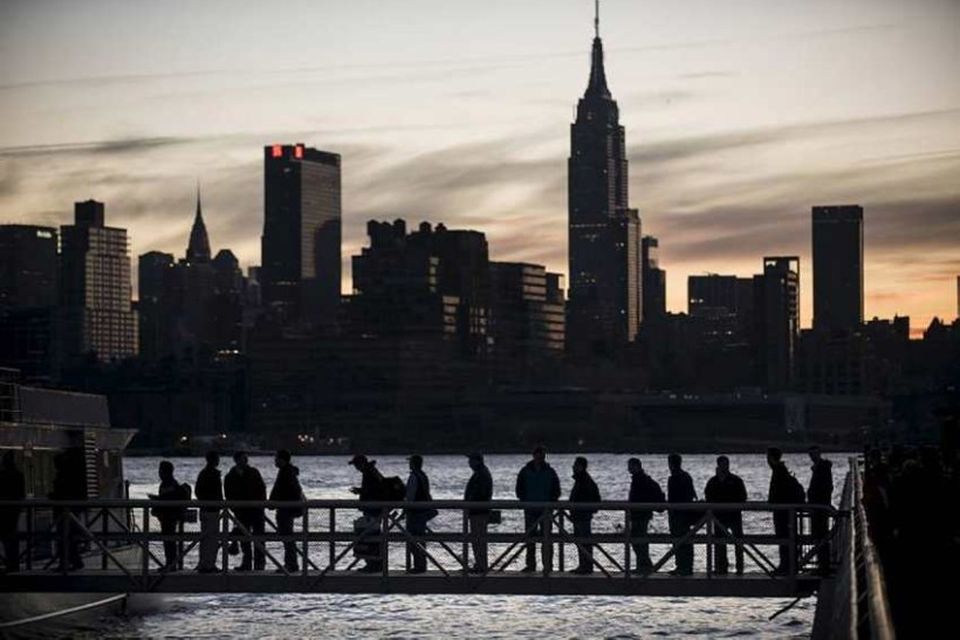 Mykur á Manhattan. Milljónir manna urðu rafmagnslausar vegna Sandy. Stórir hlutar New York-borgar og New …