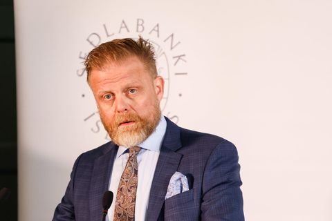 Ásgeir Jónsson, seðlabankastjóri segir aðhaldið sé nægilegt að mati bankans.