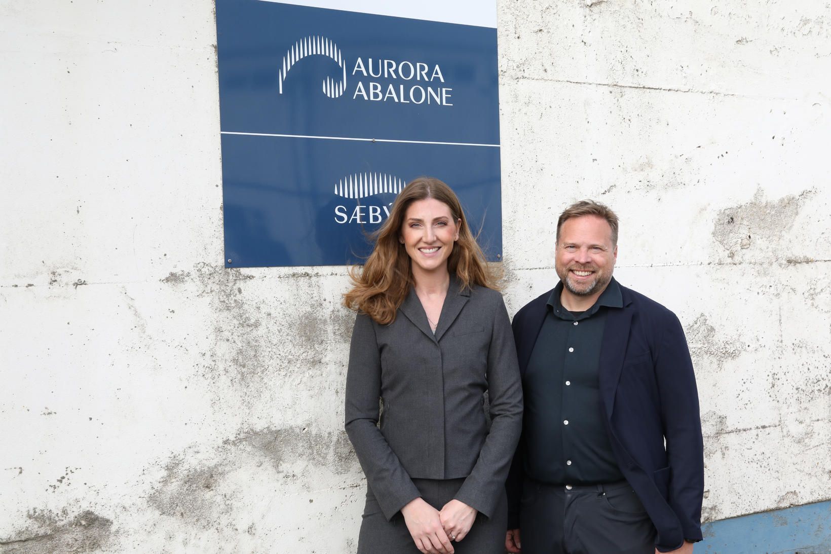 Forstjóri Sæbýlis hf., Vala Valþórsdóttir og stjórnarformaður, Sigurður Pétursson.