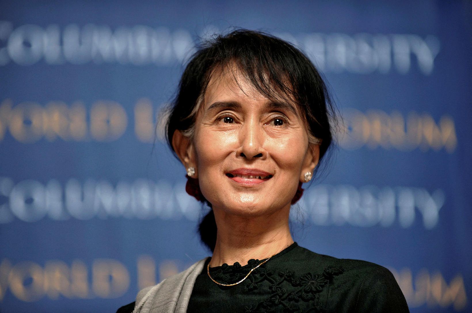 Réttarhöld yfir Aung San Suu Kyi hafin 