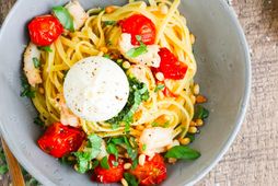 Spagettí með humri og burrata sem getur ekki klikkað. Undursamlegt að njóta.