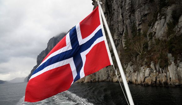 Finna lausn án þátttöku Íslands