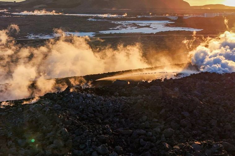 Magma volume beneath Svartsengi is nearing its peak