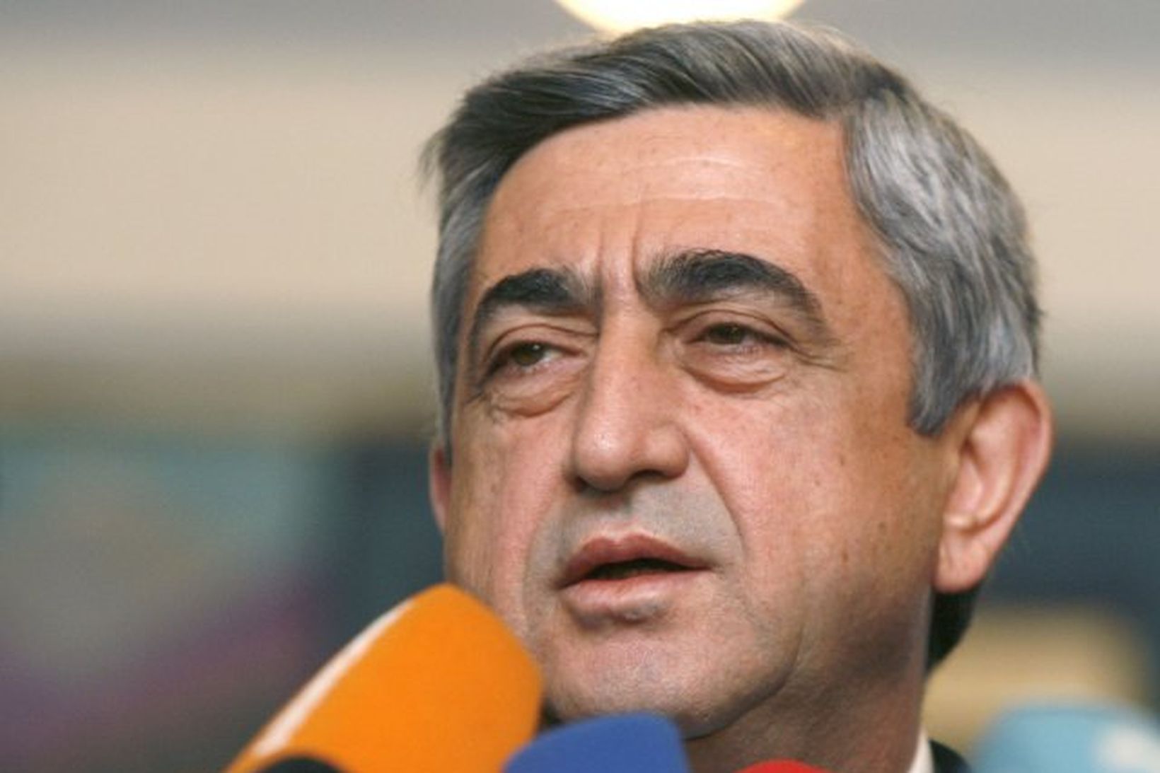 Serge Sarkisian sigraði í forsetakosningum í Armeníu.