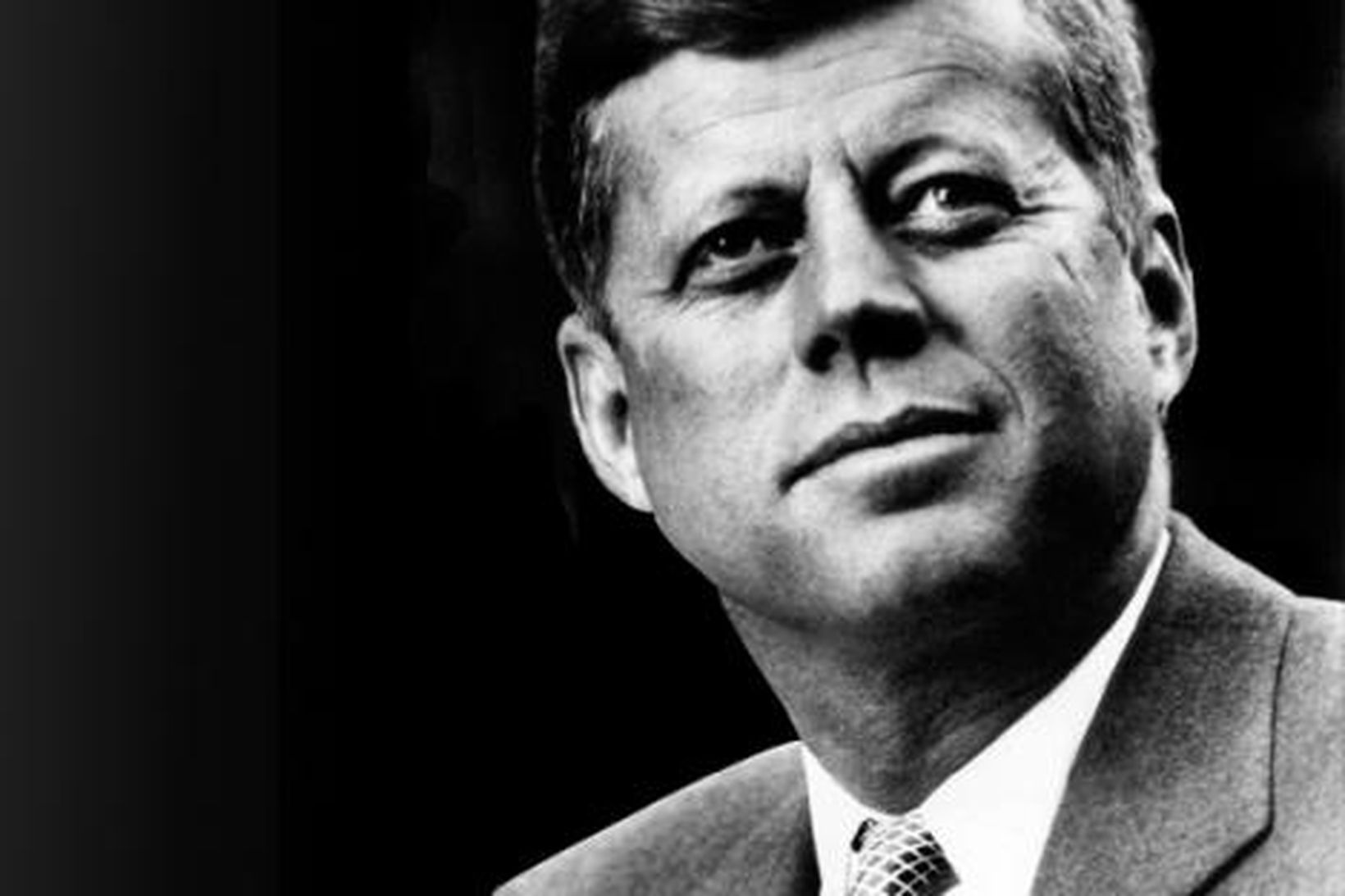 John F. Kennedy var skotinn til bana þann 22. nóvember …