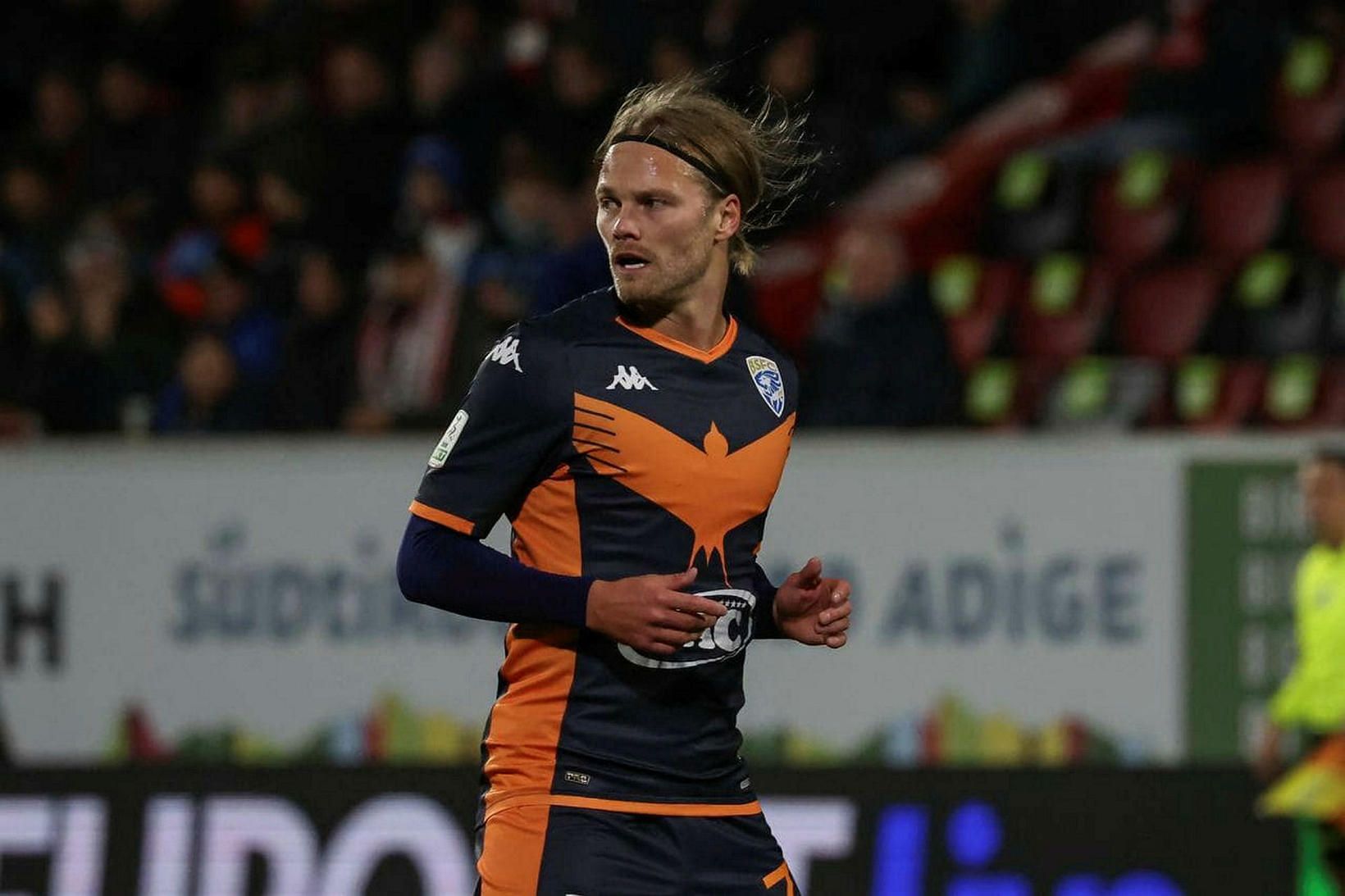Birkir Bjarnason og félagar leika áfram í B-deildinni.