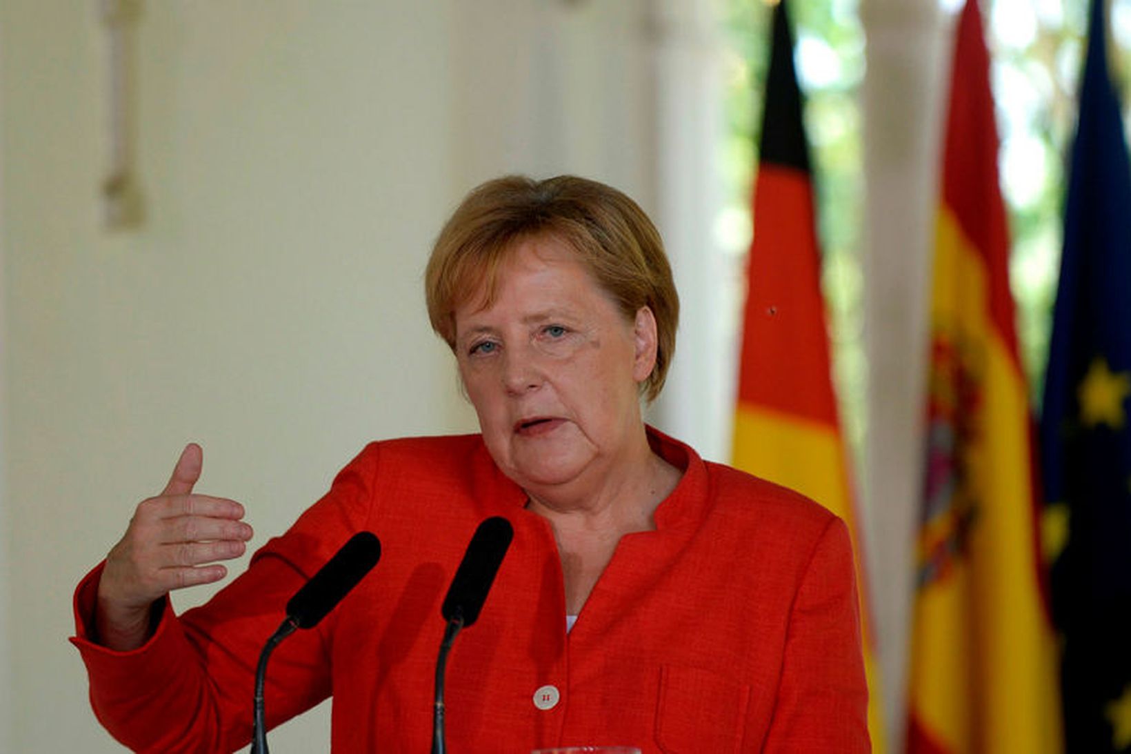 Angela Merkel, kanslari Þýskalands, segist treysta á evrópskar lausnir.