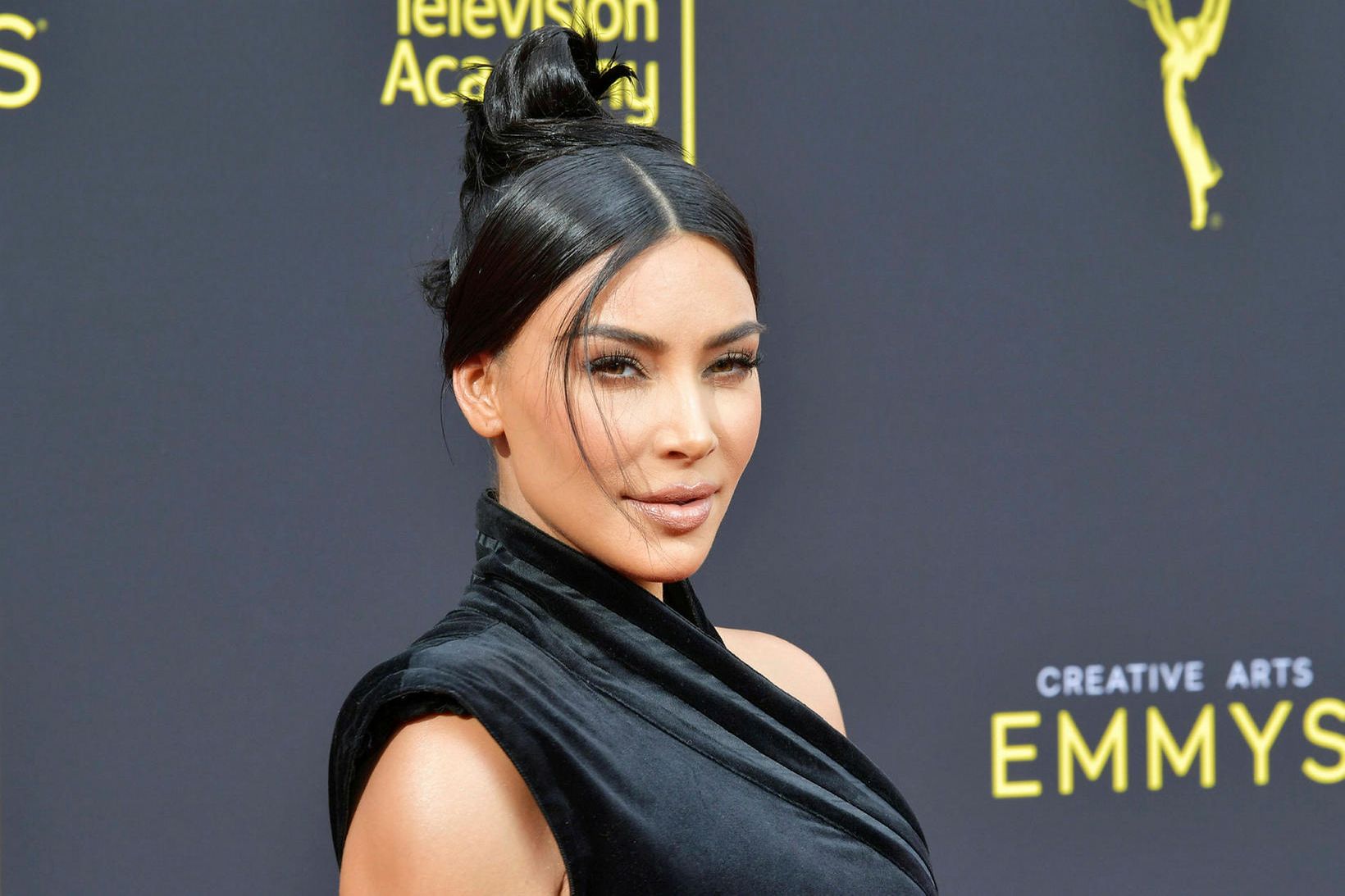 Kim Kardashian fór í handsnyrtingu áður en hún fæddi sitt …