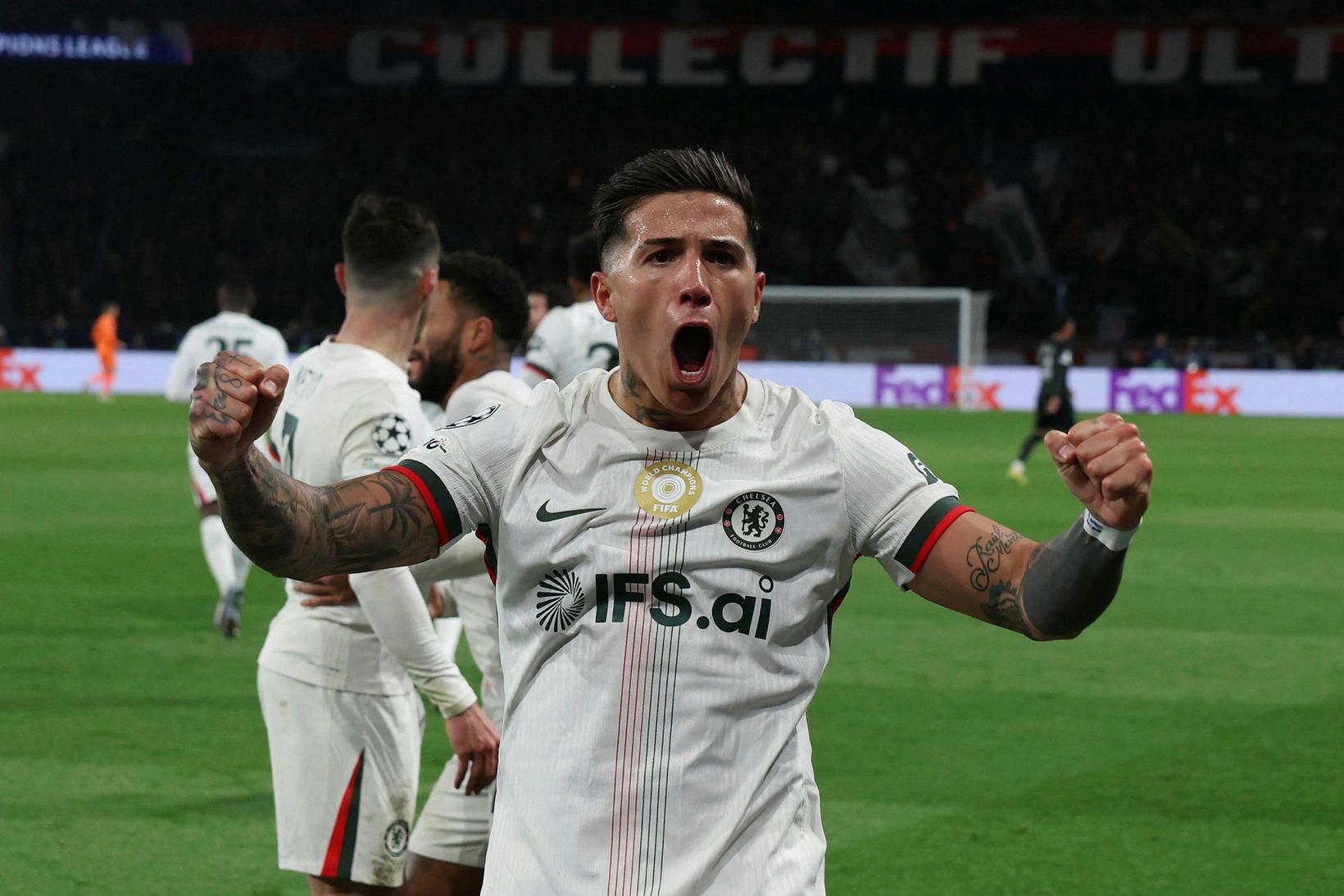 City að kræja í stjörnu Chelsea?