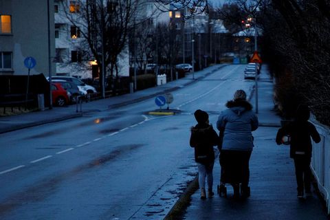 Is the clock right in Iceland in relation to Iceland's position on the planet?