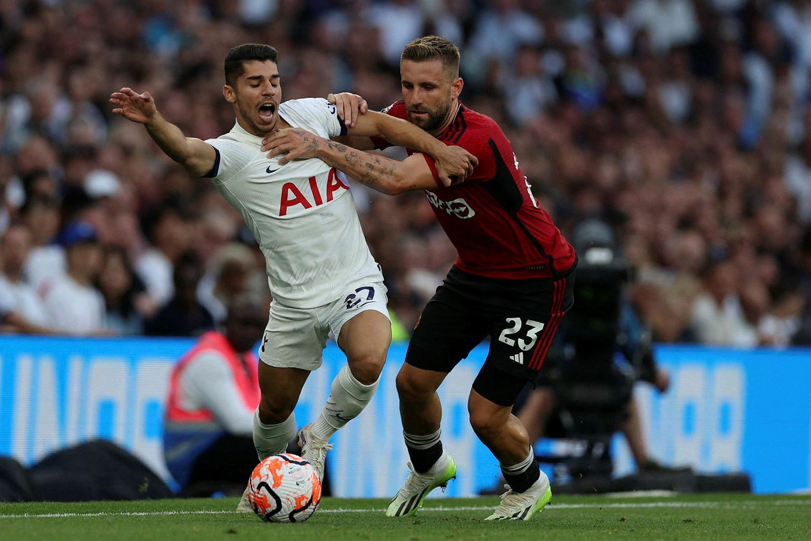 Luke Shaw verður frá keppni næstu vikurnar vegna meiðsla.