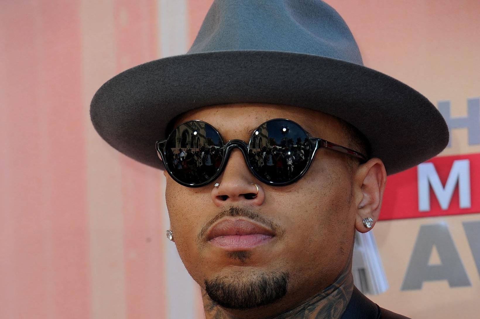 Chris Brown vill fá 500 milljónir bandaríkjadala
