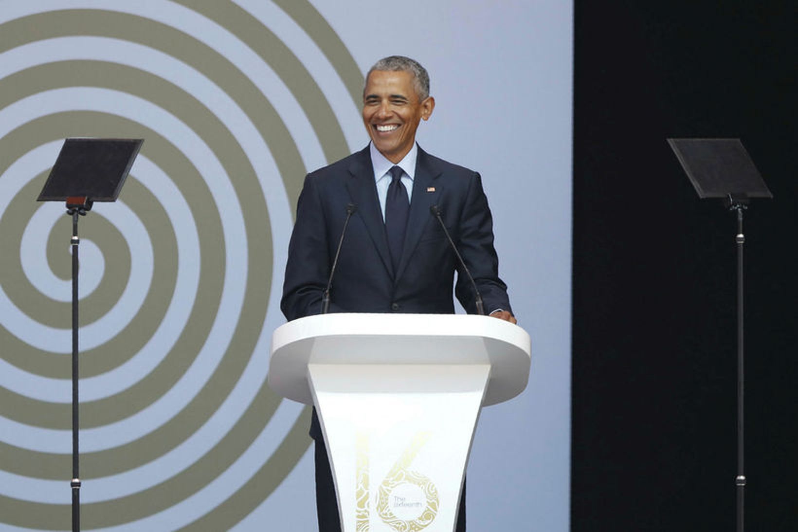 Barack Obama talar á árlegri ráðstefnu um Nelson Mandela í …
