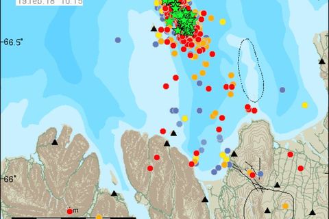 Earthquakes at Grímsey.