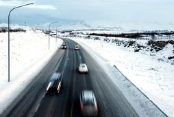 Rúmur helmingur landsmanna er andvígur innheimtu veggjalda til að standa straum af rekstri þjóðvega á …