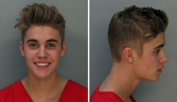 Bieber í réttarsal í mars