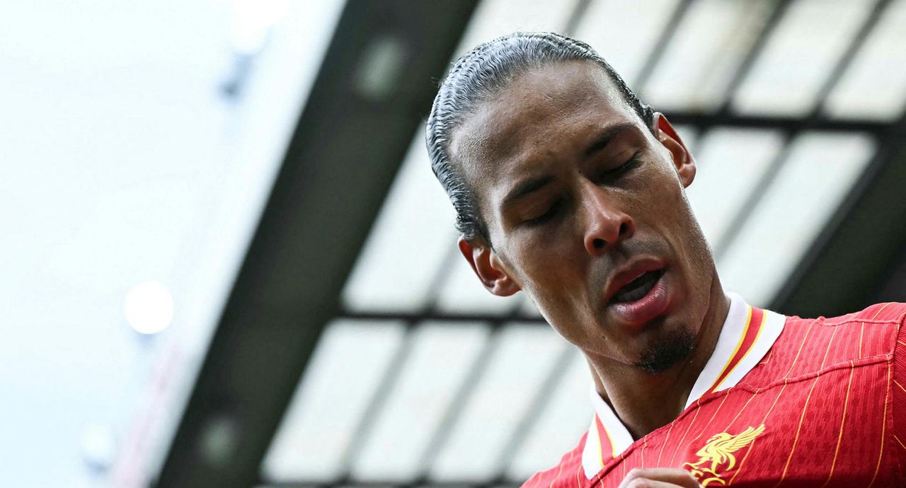 Virgil van Dijk verður áfram í Liverpool-borg.