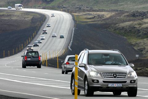 The accident yesterday occurred on Suðurlandsvegur. Fortunately all passengers are recovering.