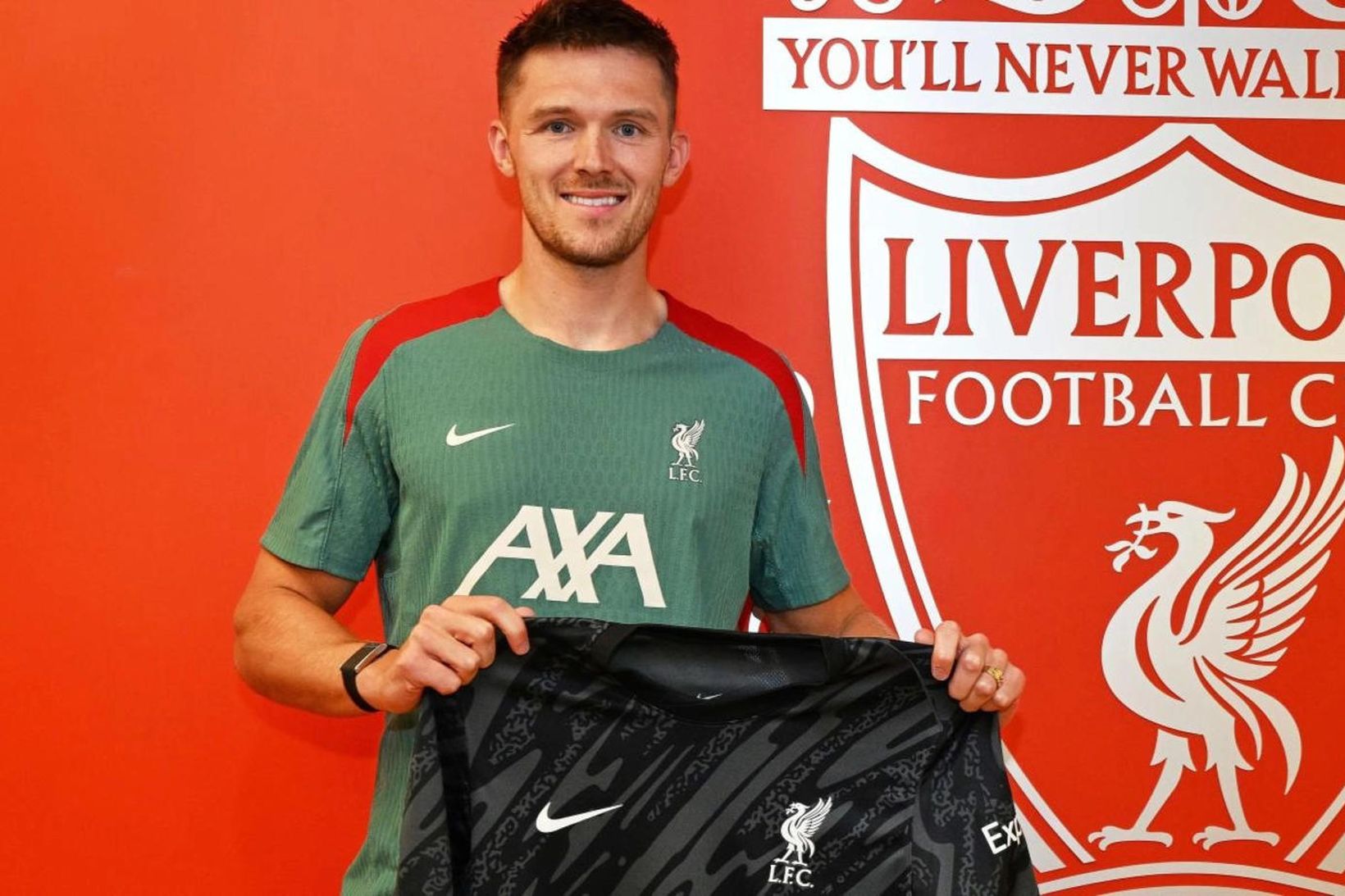 Freddie Woodman verður þriðji markvörður Liverpool.