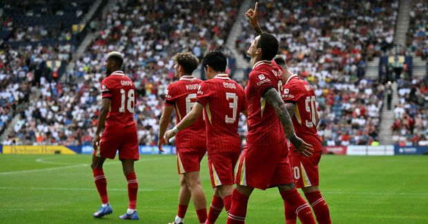 Darwin Nunez fagnar marki Liverpool í æfingaleik.