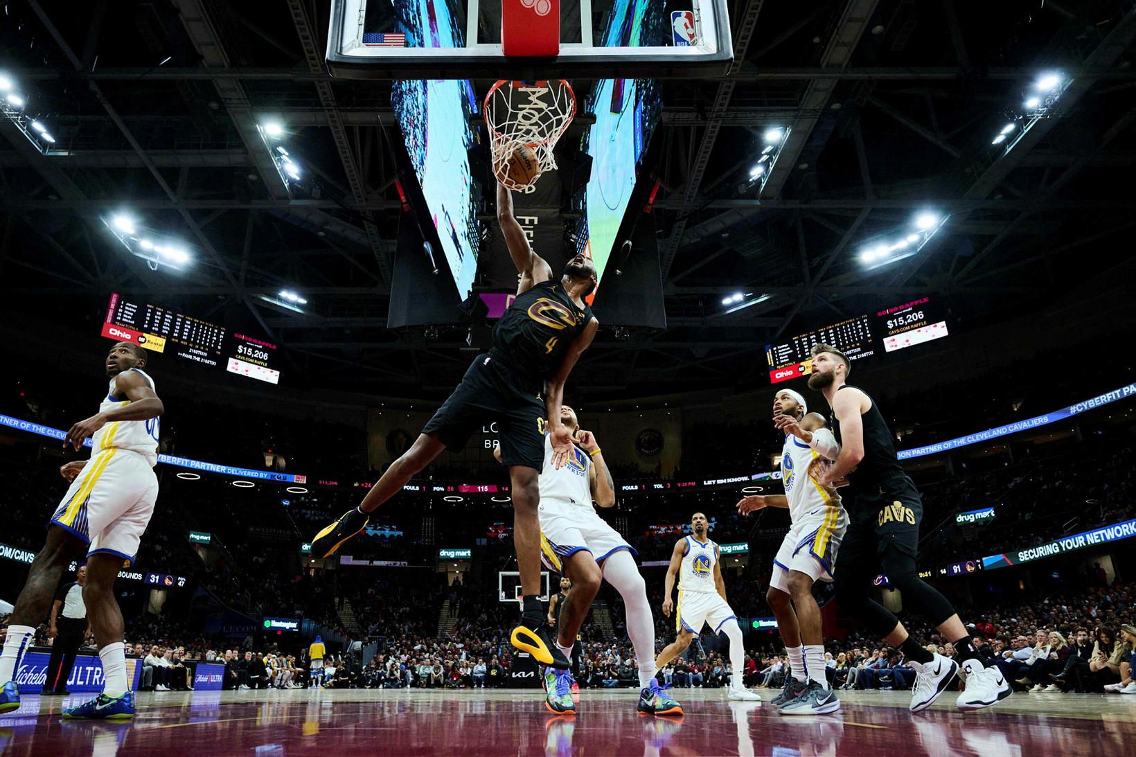 Evan Mobley skoraði 23 stig í nótt.