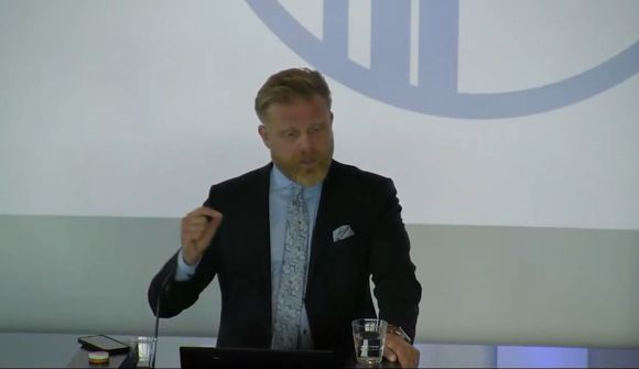 Evrufesting Viðreisnar „vanhugsuð“