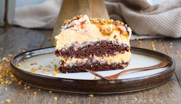 Berglind toppar sig og gerði Brownie-ísköku með hnetutoppís