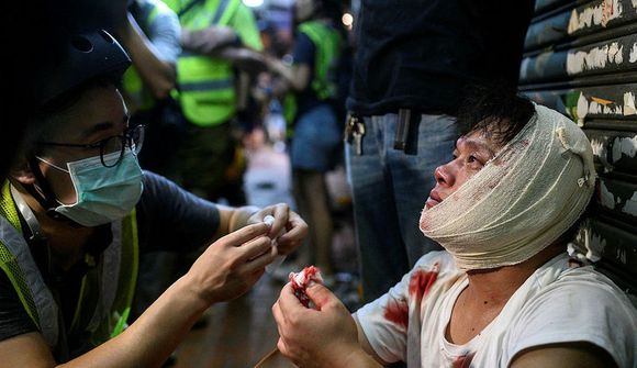 Aftur ráðist á mótmælendur í Hong Kong