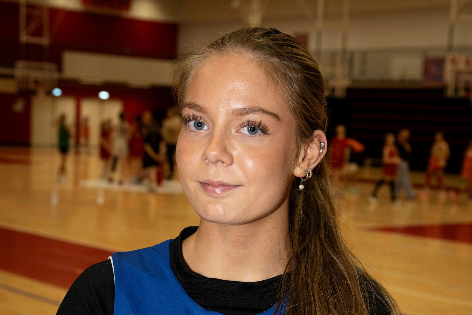 17 ára spilar sinn fyrsta landsleik