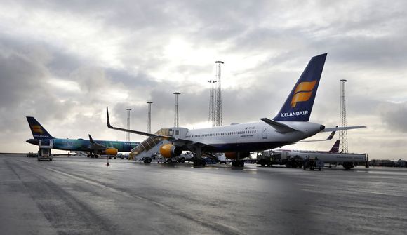 Raskanir á flugi Icelandair vegna veðurs