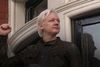 Lygileg tíu ár hjá Assange 