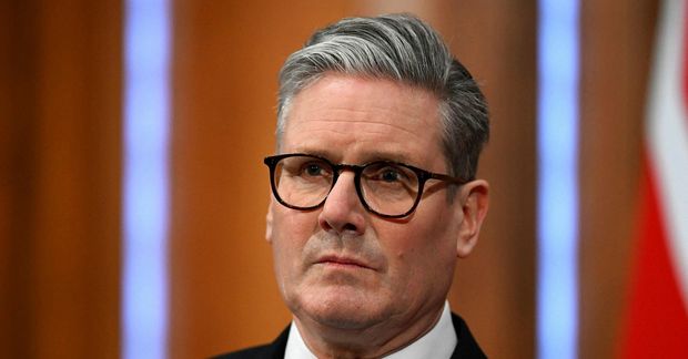 Keir Starmer, forsætisráðherra Bretland, segir Bretland geta orðið eyju ókunnugra innan tíðar.
