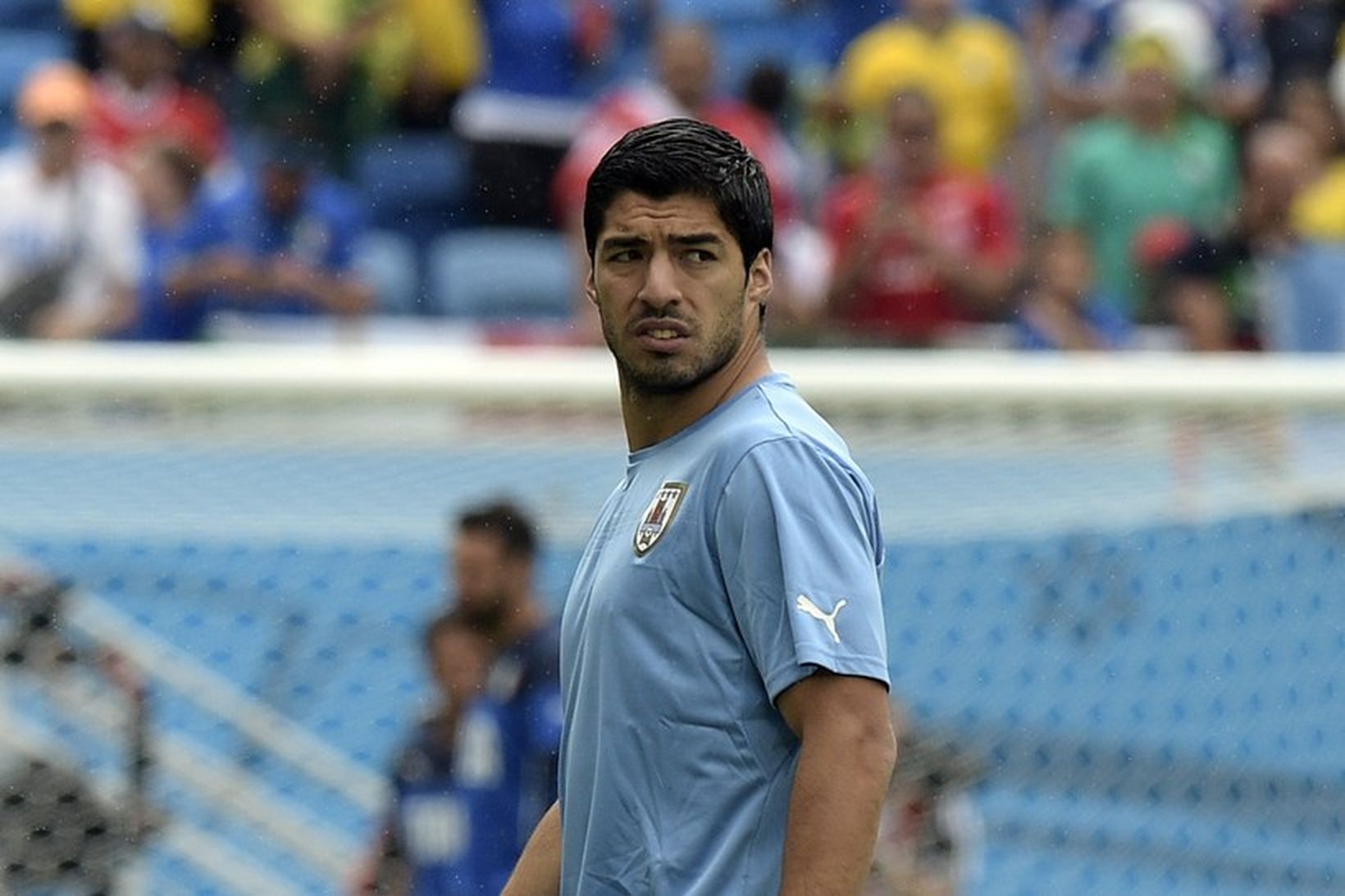 Keppnisbann Luis Suárez hefur víðtæk áhrif.