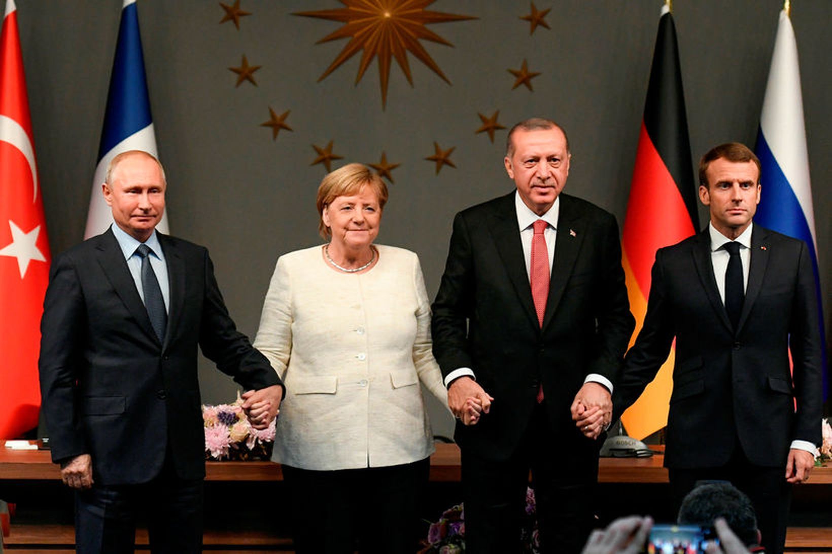 Vladimir Pútín, Angela Merkel, Recep Tayyip Erdogan og Emmanuel Macron …