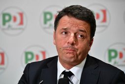 Matteo Renzi, ætlar nú einnig að segja af sér sem leiðtogi ítalska demókrataflokksins.